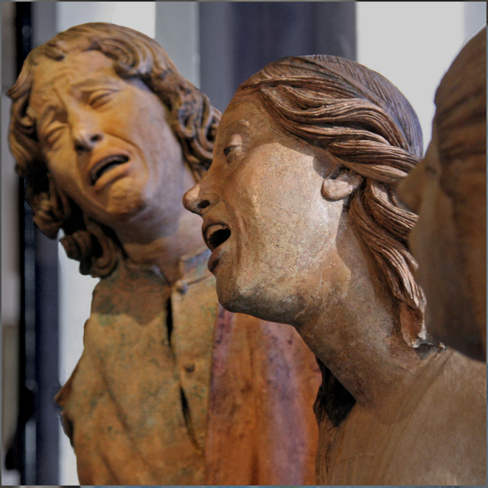 Mujere llorando por la muerte de Cristo. Fragmentos sobre una lamentación sobre Cristo muerto. Lamento, lamentar también derivan del latín.